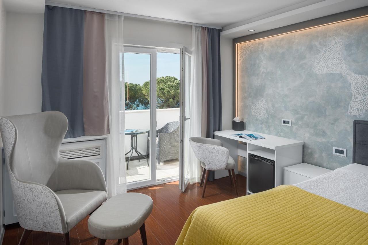 Hotel Tomi Порторож Экстерьер фото